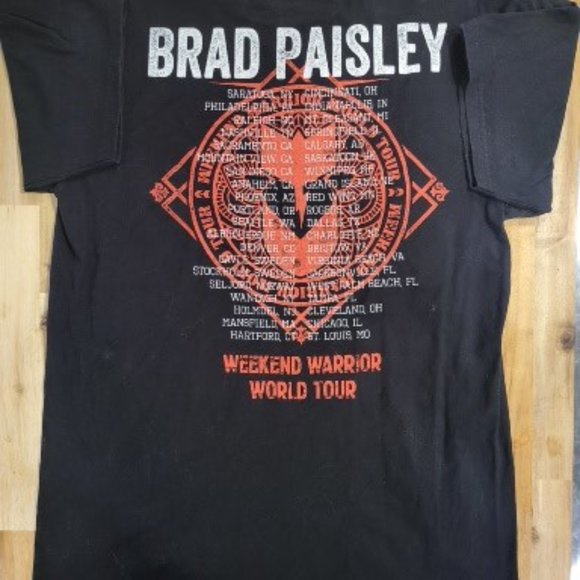 BRAD PAISLEY CONCERT T-Shirt WEEKEND WARRIOR TOUR MEDIUM - Picture 5 of 5